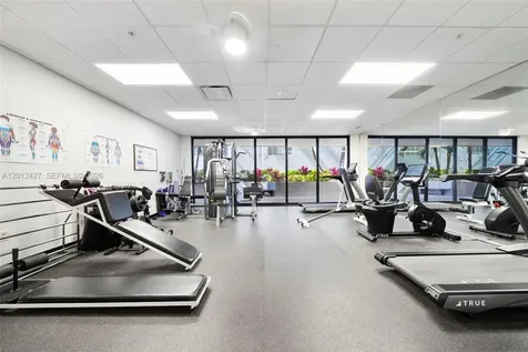 1621 Collins Avenue Miami Beach FL 33139