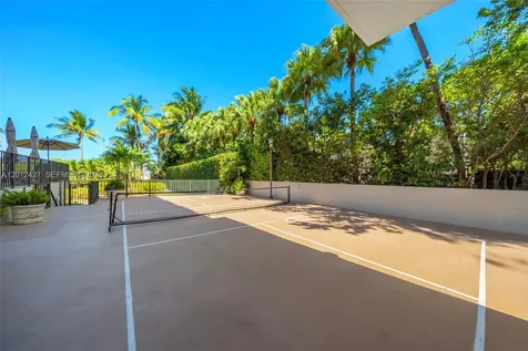1621 Collins Avenue Miami Beach FL 33139