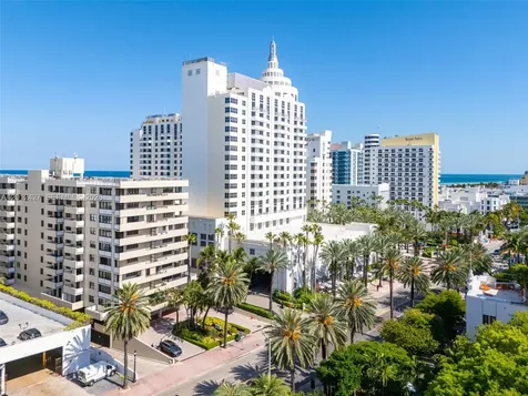 1621 Collins Avenue Miami Beach FL 33139