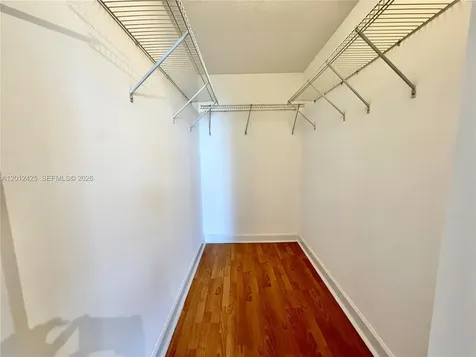 170 SE 14th Street Miami FL 33131
