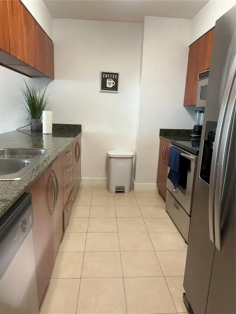 1200 Brickell Bay Drive Miami FL 33131