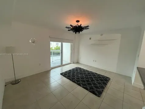 2740 SW 28th Terrace Miami FL 33133