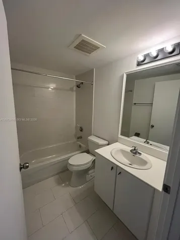 2740 SW 28th Terrace Miami FL 33133