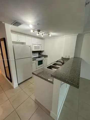 2740 SW 28th Terrace Miami FL 33133