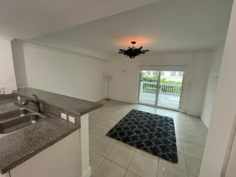 2740 SW 28th Terrace Miami FL 33133