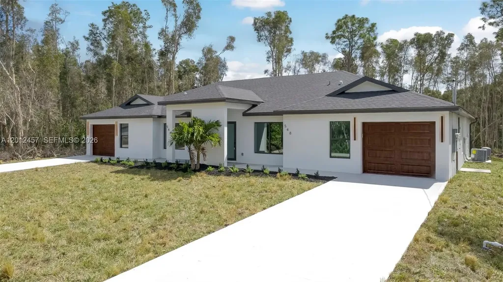 546/548 Nimitz Boulevard Lehigh Acres FL 33974