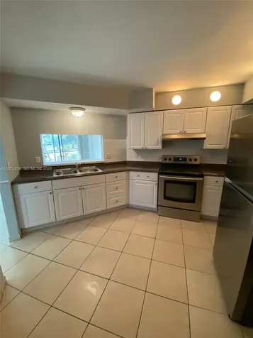 1042 Adams Avenue Homestead FL 33034