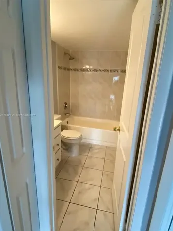 1042 Adams Avenue Homestead FL 33034