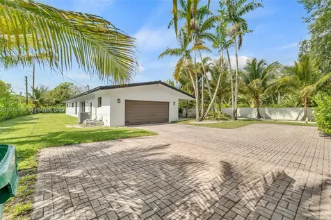 6200 SW 118th Street Pinecrest FL 33156