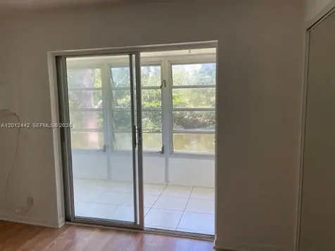 384 Durham L Deerfield Beach FL 33442