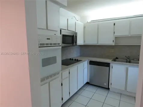 205 Lakeview Drive Weston FL 33326