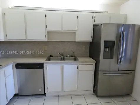 205 Lakeview Drive Weston FL 33326