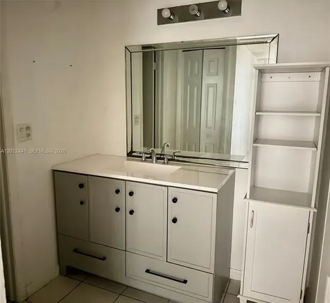 205 Lakeview Drive Weston FL 33326
