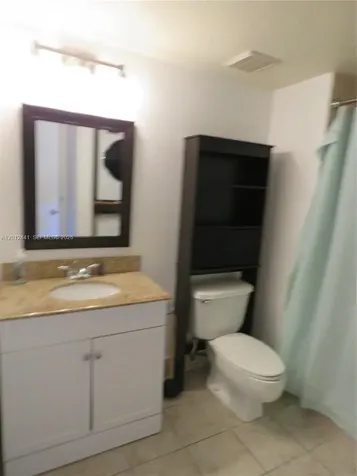 205 Lakeview Drive Weston FL 33326