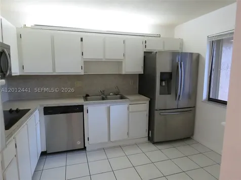 205 Lakeview Drive Weston FL 33326