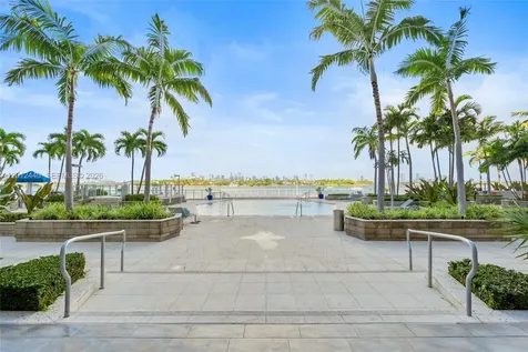 800 West Avenue Miami Beach FL 33139
