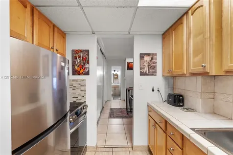 800 West Avenue Miami Beach FL 33139