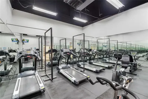 800 West Avenue Miami Beach FL 33139