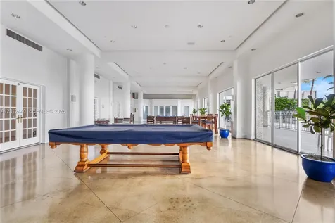 800 West Avenue Miami Beach FL 33139