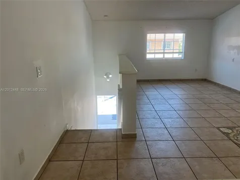 2425 W 76th Street Hialeah FL 33016