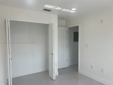 2425 W 76th Street Hialeah FL 33016