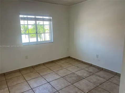 2425 W 76th Street Hialeah FL 33016