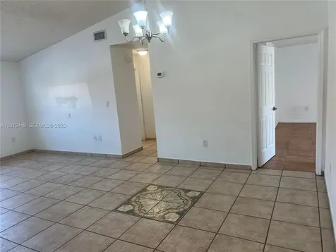 2425 W 76th Street Hialeah FL 33016