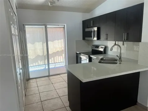2425 W 76th Street Hialeah FL 33016