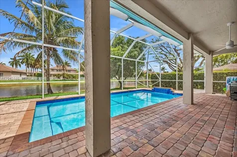 1634 Sandpiper Circle Weston FL 33327
