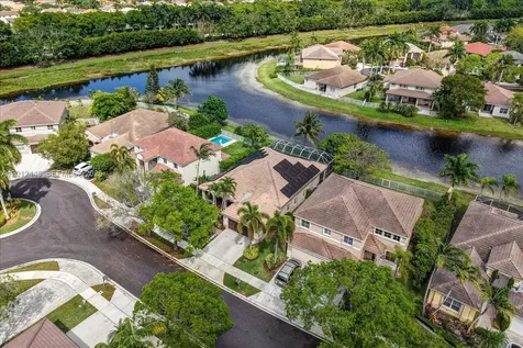1634 Sandpiper Circle Weston FL 33327