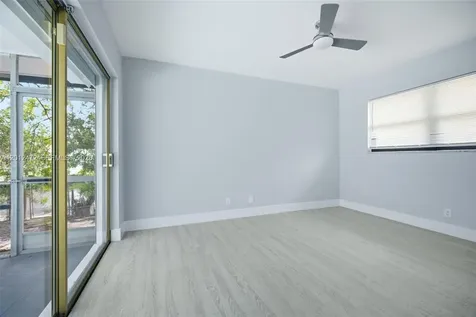 1930 NW 33rd Street Oakland Park FL 33309