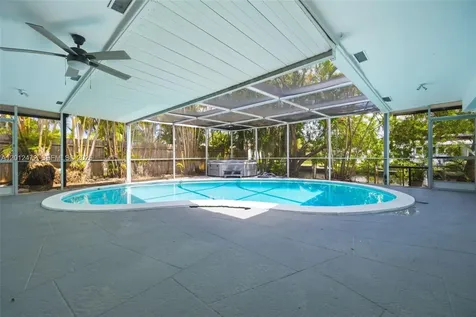 1930 NW 33rd Street Oakland Park FL 33309