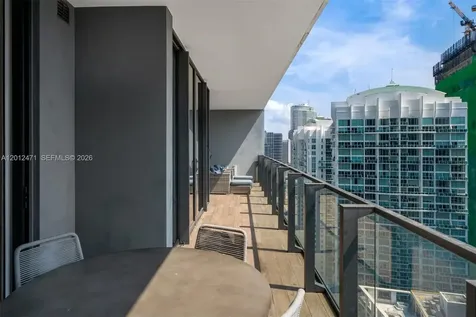 68 SE 6th Street Miami FL 33131