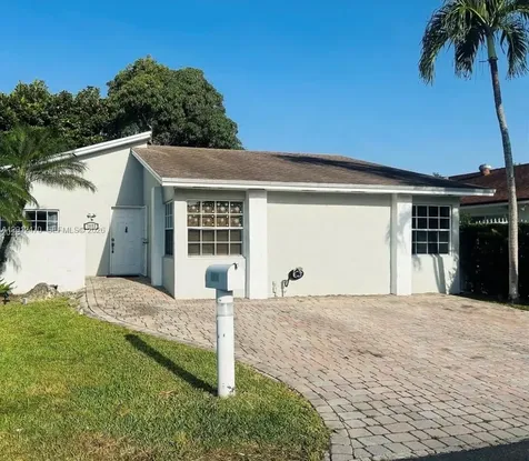 3452 SW 113th Court Miami FL 33165