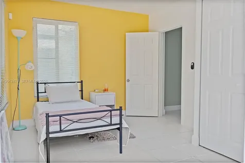 1817 NW 60th Avenue Sunrise FL 33313