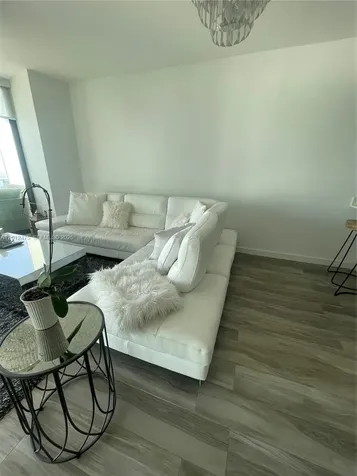 1300 S Miami Avenue Miami FL 33130