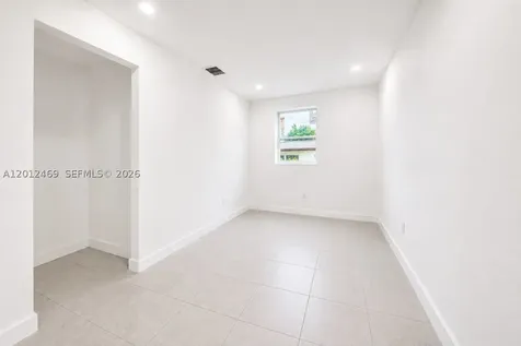 1861 NW 112th Street Miami FL 33167