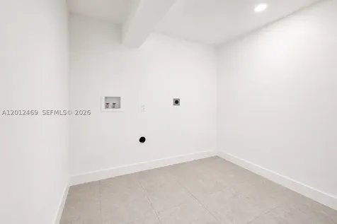 1861 NW 112th Street Miami FL 33167