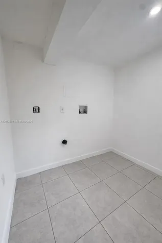 1861 NW 112th Street Miami FL 33167