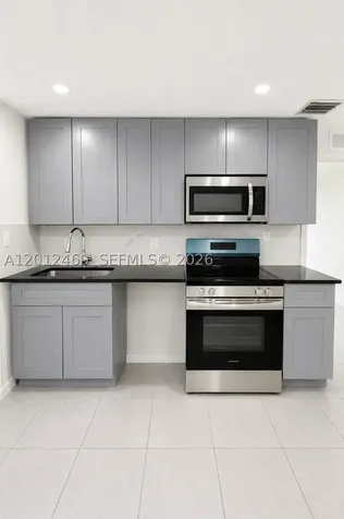 1861 NW 112th Street Miami FL 33167