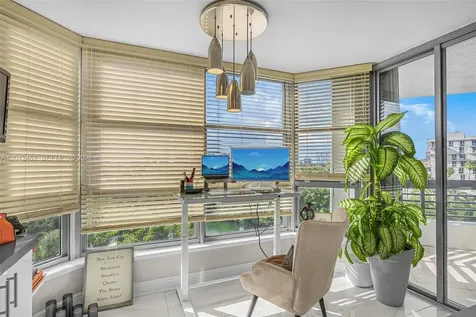 3500 Mystic Pointe Drive Aventura FL 33180