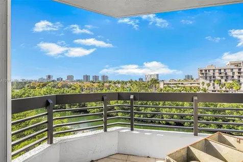3500 Mystic Pointe Drive Aventura FL 33180