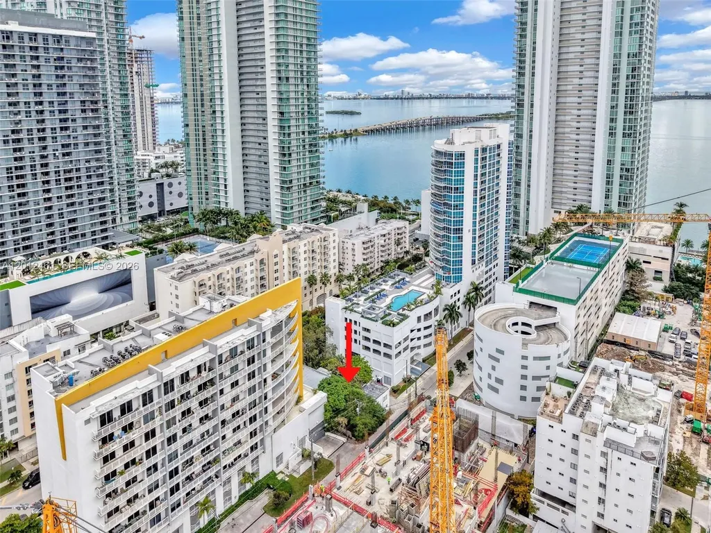 452 NE 30th Street Miami FL 33137