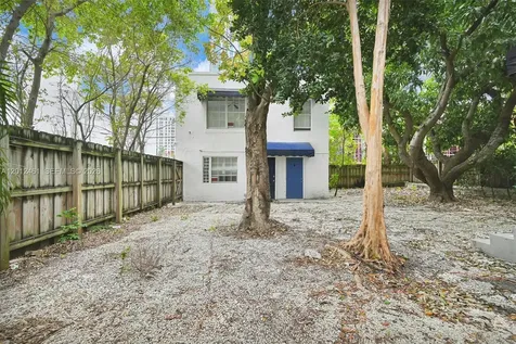 452 NE 30th Street Miami FL 33137