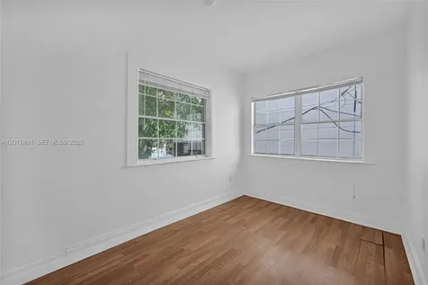 452 NE 30th Street Miami FL 33137