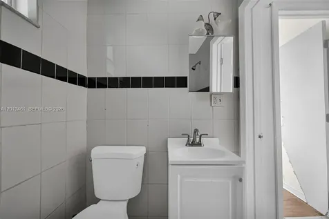 452 NE 30th Street Miami FL 33137