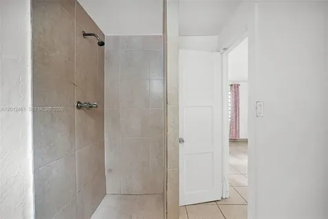 452 NE 30th Street Miami FL 33137