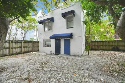452 NE 30th Street Miami FL 33137