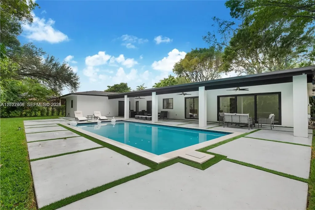17203 SW 78th Place Palmetto Bay FL 33157