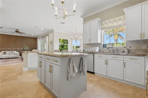 1422 Victoria Isle Drive Weston FL 33327